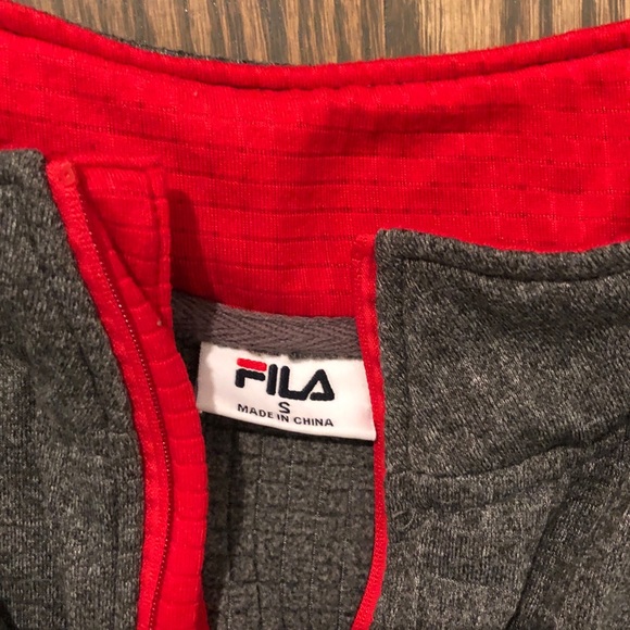 Fila Sweatshirt Half Zip Small - Picture 4 of 4